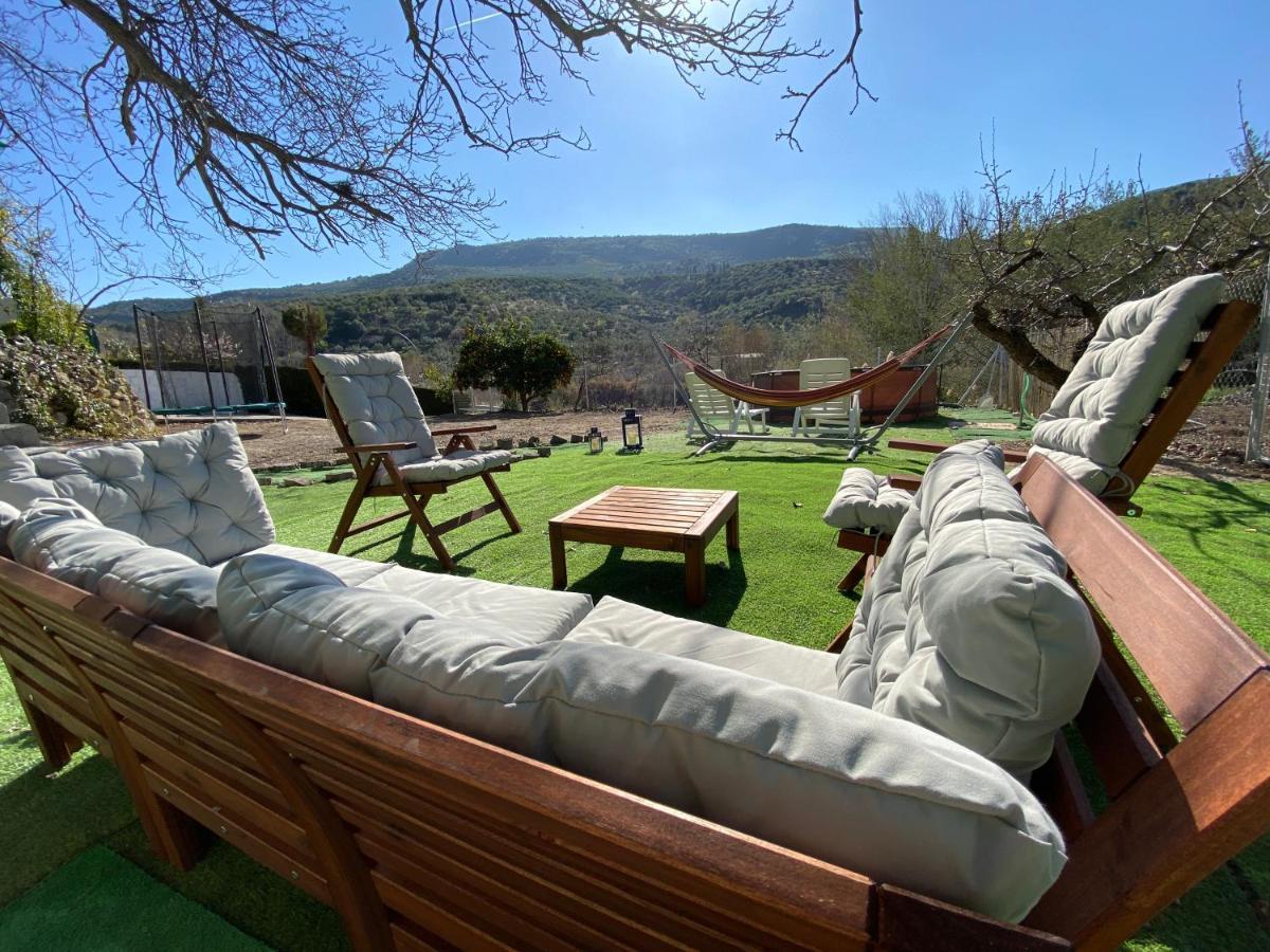 La Huerta Del Castillo Con Su Caz De Agua - Enjoy Life & Relax Кастильо-де-Локубин Экстерьер фото