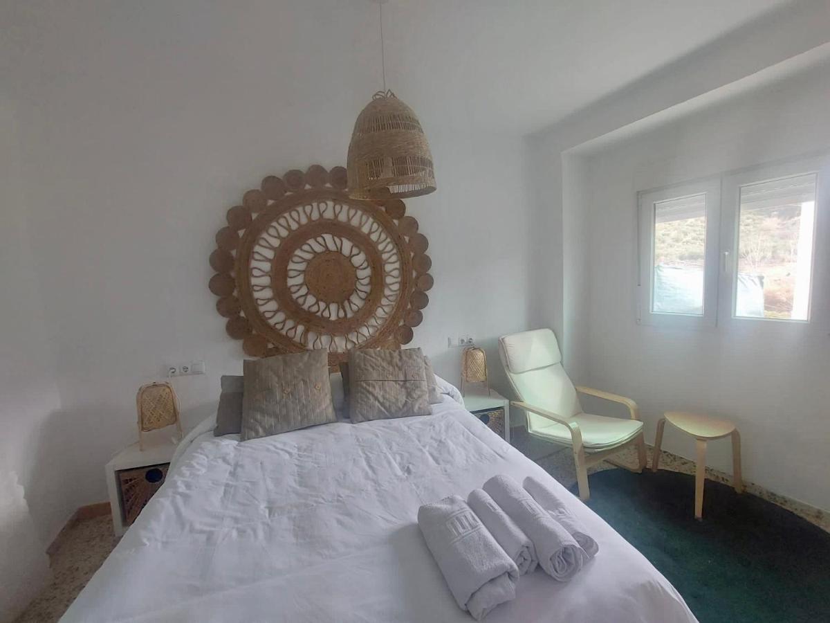 La Huerta Del Castillo Con Su Caz De Agua - Enjoy Life & Relax Кастильо-де-Локубин Экстерьер фото